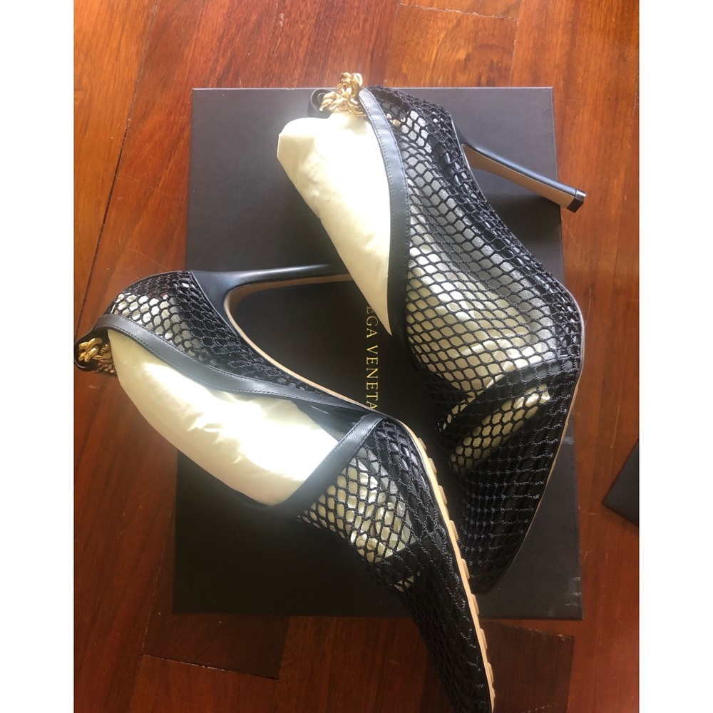 Bottega Veneta Stretch Mesh & Leather Pump - Picture 7 of 12